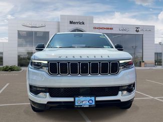 Used 2023 Jeep Wagoneer 4WD w/ Convenience Group I video 3