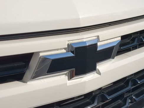 Used 2022 Chevrolet Silverado 1500 RST image 12