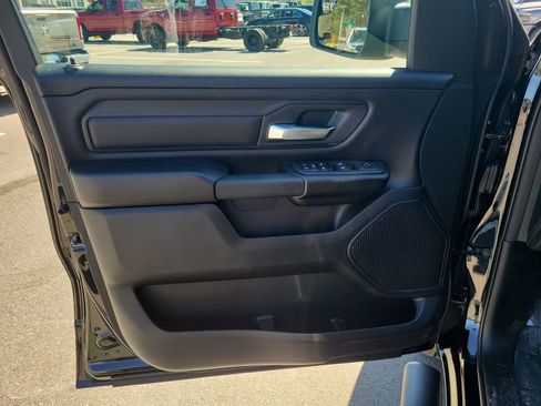 New 2026 RAM 1500 Express image 27