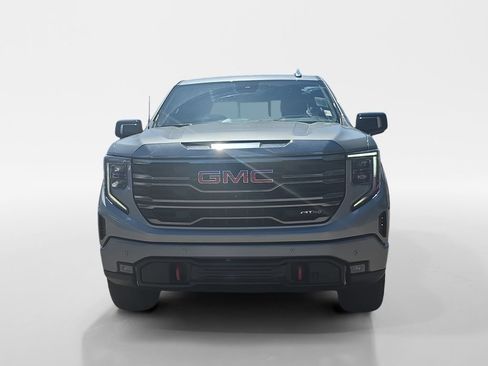 Used 2023 GMC Sierra 1500 AT4 w/ AT4 Premium Package AWD/4WD image 9