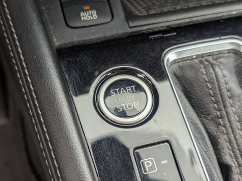 Used 2024 Nissan Kicks SV image 15