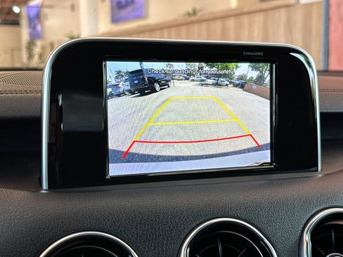 Used 2018 Kia Stinger RWD image 22