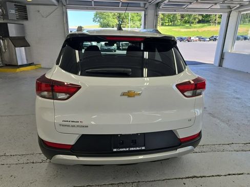 Used 2023 Chevrolet TrailBlazer LT FWD image 4
