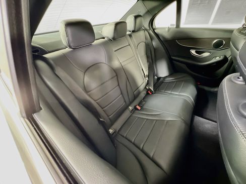 Used 2019 Mercedes-Benz C 300 4MATIC Sedan image 26