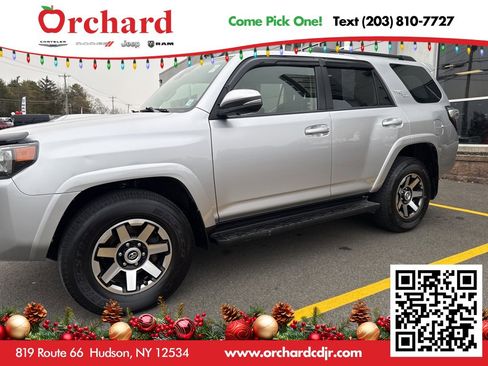 Used 2020 Toyota 4Runner TRD Off-Road Premium image 6