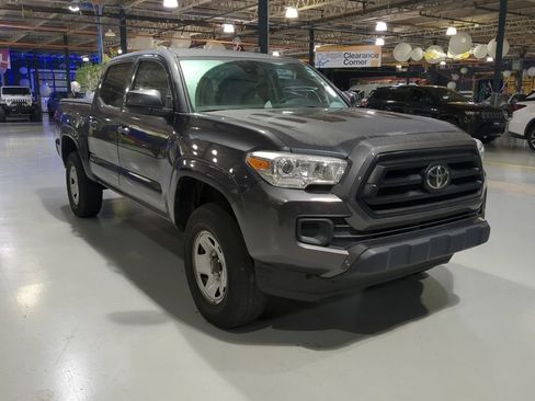 Used 2023 Toyota Tacoma SR AWD/4WD image 5