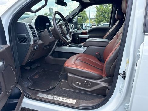 Used 2021 Ford F250 King Ranch w/ King Ranch Ultimate Package AWD/4WD image 11