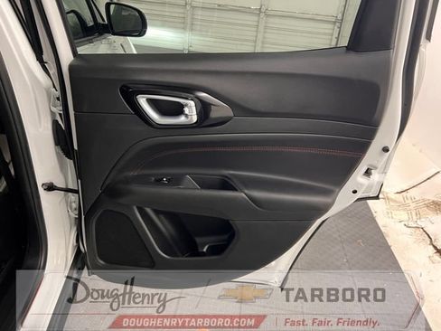 Used 2025 Jeep Compass Trailhawk AWD/4WD image 36