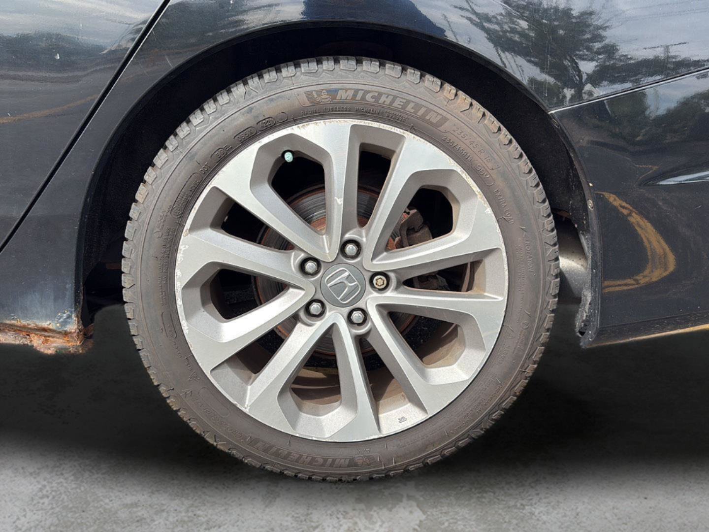 Used 2013 Honda Accord Sport image 22