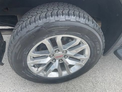 Used 2019 GMC Sierra 1500 SLT w/ SLT Premium Package AWD/4WD image 22