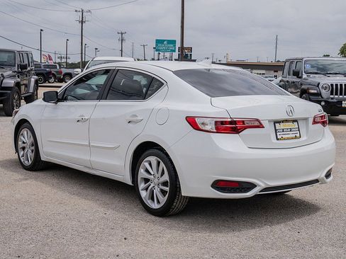 Used 2018 Acura ILX FWD image 7