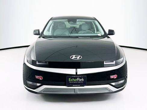 Used 2024 Hyundai Ioniq 5 SEL RWD image 2