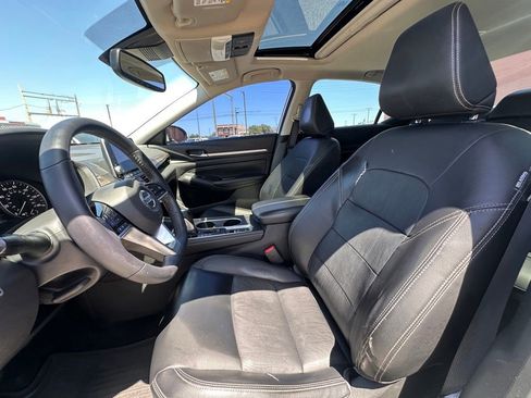 Used 2019 Nissan Altima 2.5 SL FWD image 9