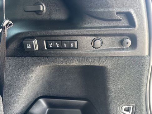 Used 2024 Jeep Grand Cherokee L Overland w/ Advanced Protech Group III image 31