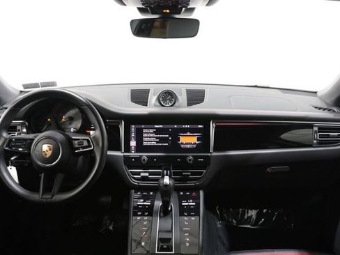 Used 2023 Porsche Macan S AWD/4WD image 12