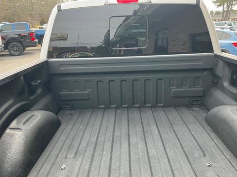 Used 2019 Ford F150 Lariat w/ Equipment Group 502A Luxury image 5