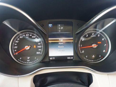 Used 2018 Mercedes-Benz GLC 300 image 6