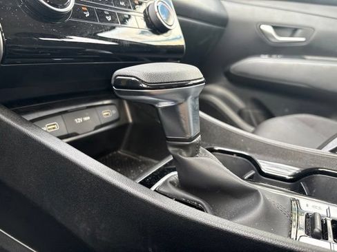 Used 2024 Hyundai Tucson SE AWD/4WD image 15