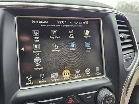 Used 2016 Jeep Grand Cherokee Limited w/ Luxury Group II image 55