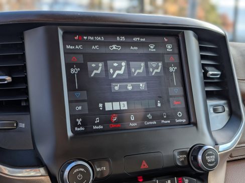 Used 2021 RAM 1500 Laramie image 22