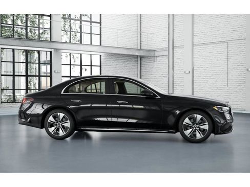 New 2026 Mercedes-Benz E 350 4MATIC Sedan image 16