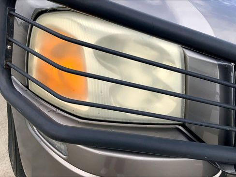 Used 2007 GMC Envoy SLE image 23