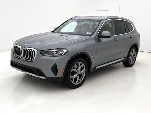 Used 2023 BMW X3 xDrive30i w/ Premium Package w/ZPA AWD/4WD image 4