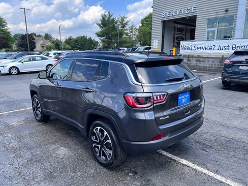 Used 2022 Jeep Compass Limited w/ Sun and Sound Group AWD/4WD image 6