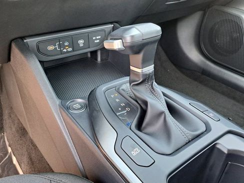 New 2026 Kia K4 FWD image 11