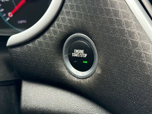 Used 2023 Chevrolet Malibu LT image 32