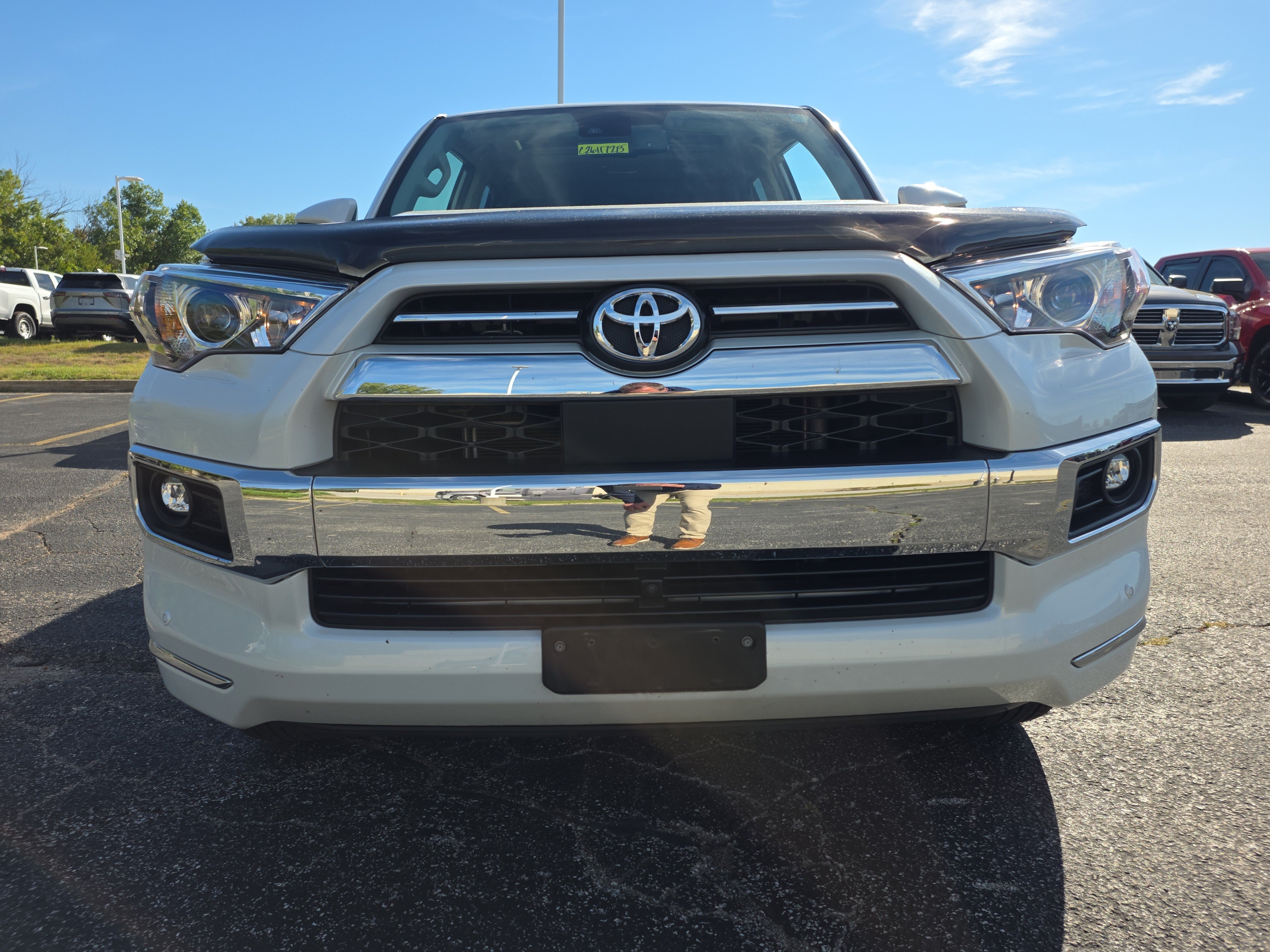 Used 2024 Toyota 4Runner Limited AWD/4WD image 9