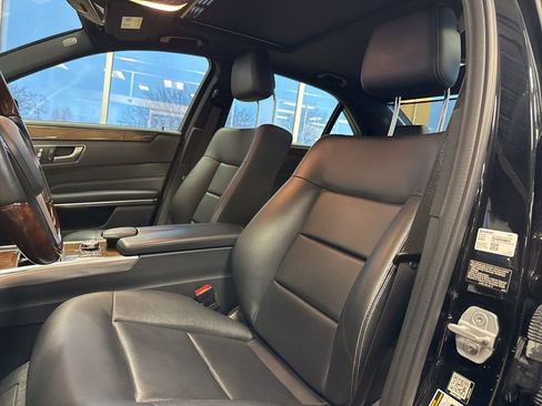 Used 2014 Mercedes-Benz E 350 4MATIC Sedan image 15