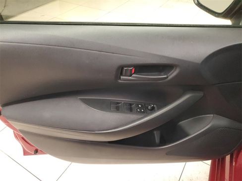 Used 2022 Toyota Corolla LE image 17