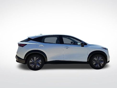 Used 2024 Nissan Ariya AWD image 5