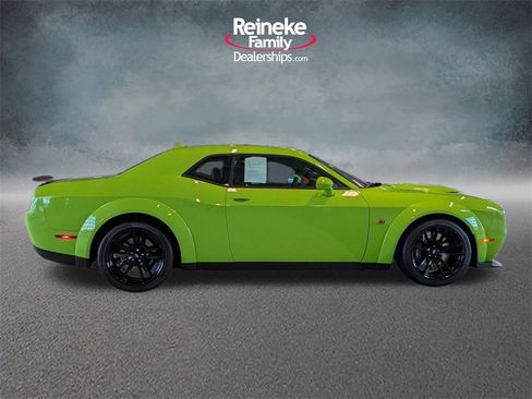 Used 2023 Dodge Challenger R/T Scat Pack image 4