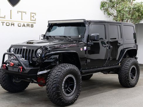 Used 2016 Jeep Wrangler Unlimited Rubicon image 1