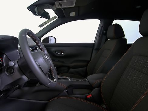 Used 2024 Honda HR-V Sport image 21