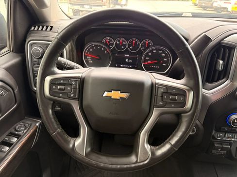 Used 2021 Chevrolet Silverado 1500 LT w/ Safety Package II AWD/4WD image 18
