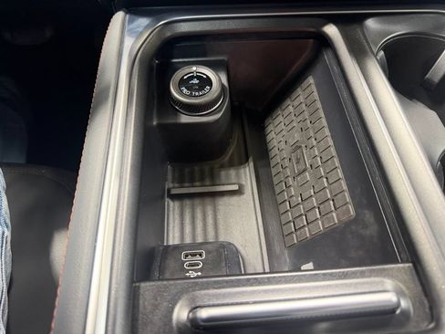 Certified 2025 Ford Expedition Max Active AWD/4WD image 38