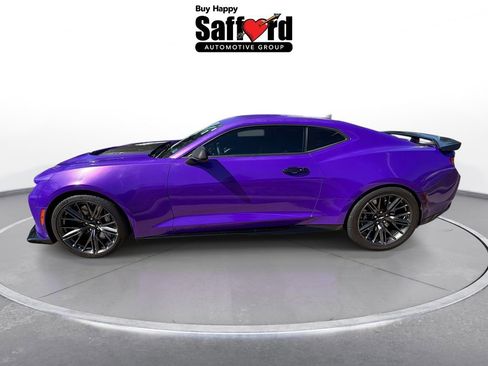 Used 2017 Chevrolet Camaro ZL1 RWD image 4
