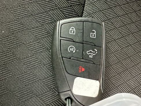 Used 2024 Chevrolet Silverado 1500 LT image 14