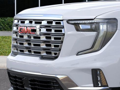 New 2026 GMC Acadia Denali FWD image 13