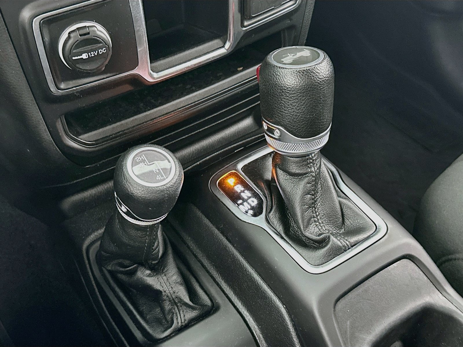 Used 2023 Jeep Wrangler Unlimited Sport AWD/4WD image 16