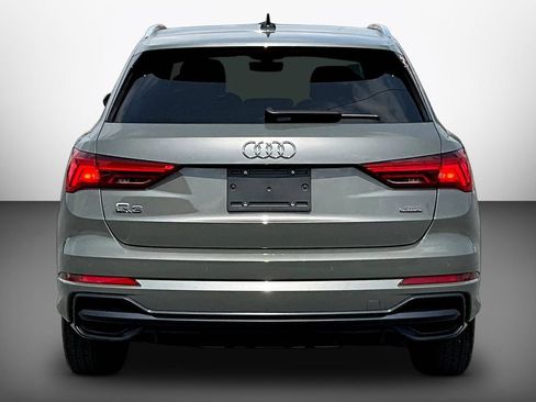 Used 2020 Audi Q3 2.0T Premium Plus w/ Premium Plus Package AWD/4WD image 5