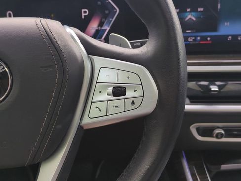 Used 2024 BMW X7 xDrive40i image 25