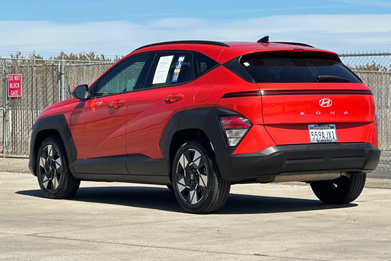 Used 2024 Hyundai Kona SEL FWD image 5