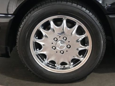 Used 1997 Mercedes-Benz SL 320 image 9