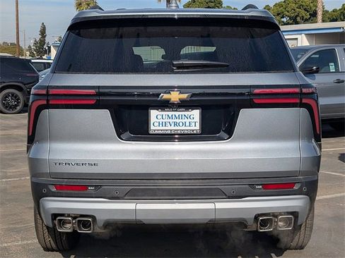 New 2026 Chevrolet Traverse LT image 9