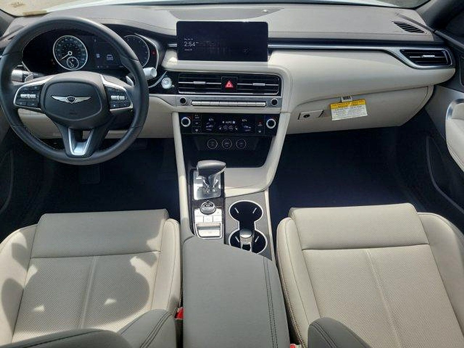 Used 2025 Genesis G70 2.5T RWD image 10