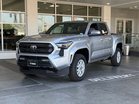 New 2025 Toyota Tacoma SR5 image 2